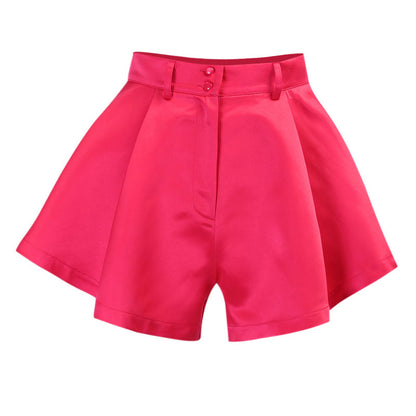 Schmale Shorts mit weitem Bein und Knopfleiste