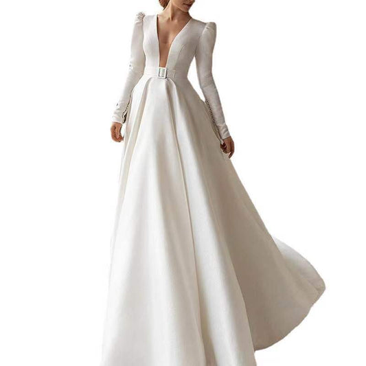 Robe blanche de style féminin, surface satinée, fine et haute, robe de tempérament français, jupe longue