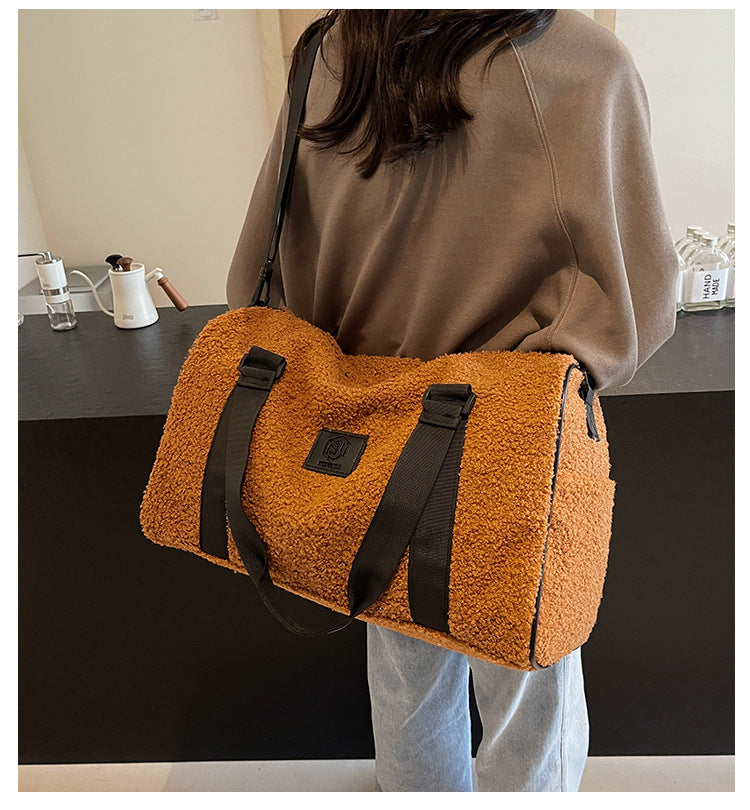 Sac fourre-tout à bandoulière en laine d'agneau simple de grande capacité pour voyage, nouvelle collection automne et hiver