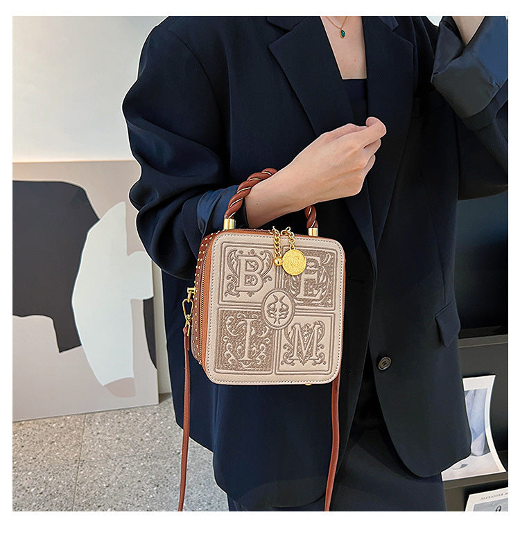 Versatile One Shoulder Crossbody Embroidered Small Square Bag