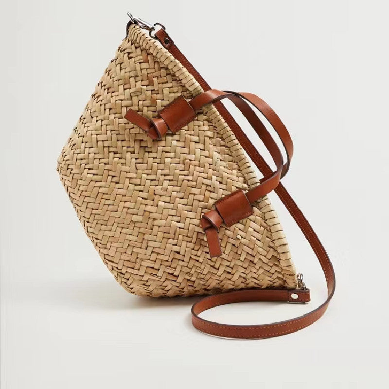 Hand-woven PU Portable Diagonal Water Grass Bag