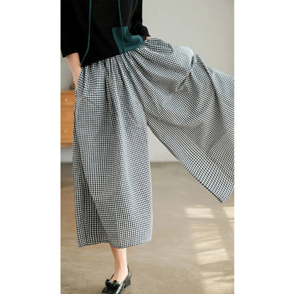 Plus Size Imitation Cotton And Linen Plaid Casual Cropped Pants For Women